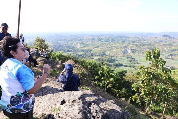 Pesona Bentang Alam Atas Angin Bojonegoro, Jadi Titik Lokasi Geomorfologi dan Tektonik Zona Kendeng