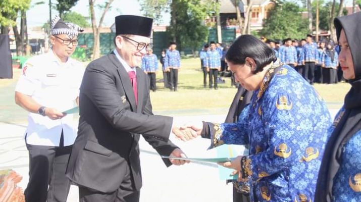 PJ Bupati Bojonegoro Lantik 1.935 PPPK Tunjukkan Disiplin Integritas dan Kerja Keras