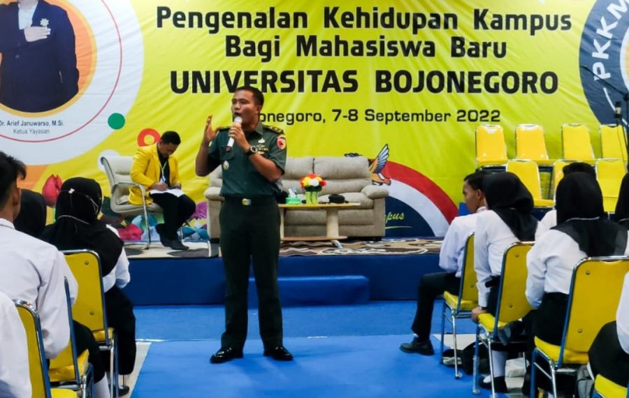 PKKMB Unigoro, Kasdim 0813 Bojonegoro Bekali Ratusan Mahasiswa Baru dengan Wasbang dan Bela Negara