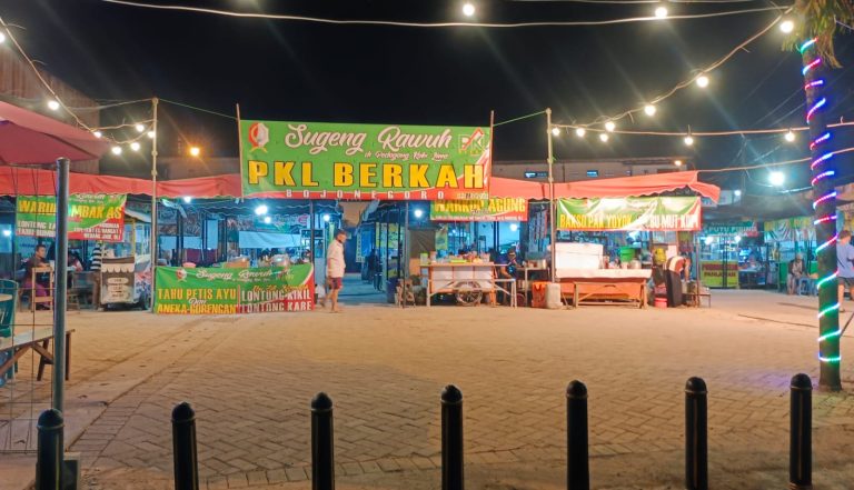 PKL Berkah, Pasar Kuliner Bojonegoro Dongkrak dan Tumbuhkan Ekonomi Warga