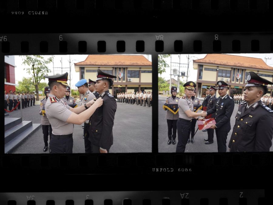Polres Bojonegoro Anugerahkan Tanda Kehormatan Pengabdian kepada 78 Personel