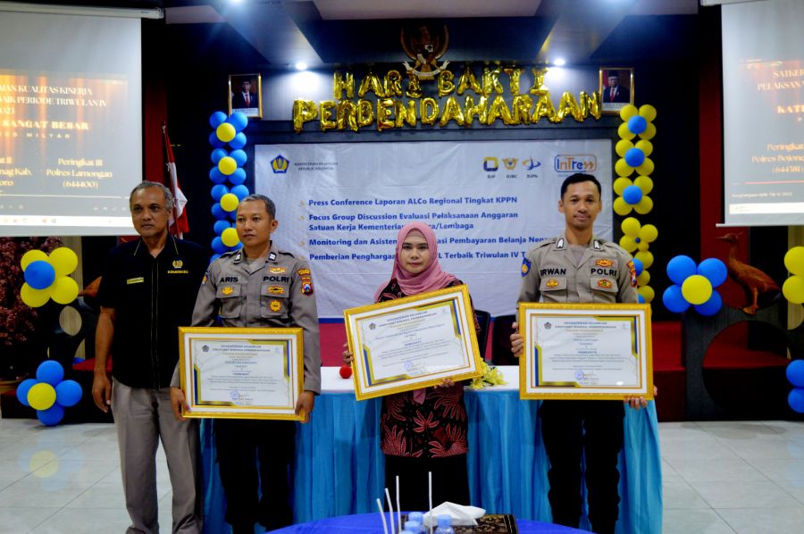 Polres Bojonegoro Berhasil Raih Peringkat 1 Capaian Kinerja Anggaran Triwulan IV Th 2023 dari KPPN