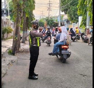 Polres Lamongan dan Polsek Jajaran Gelar Commander Wish Guna Kelancaran Aktivitas Masyarakat