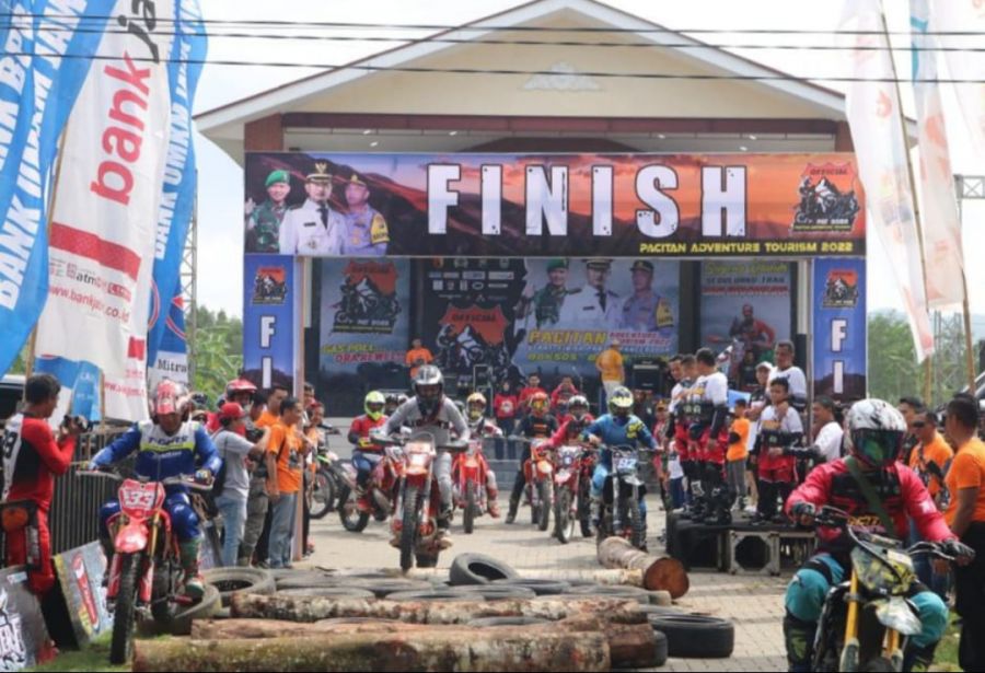 Polres Pacitan Dukung Pacitan Adventure Tourism 2022, Diikuti Ribuan Crosser