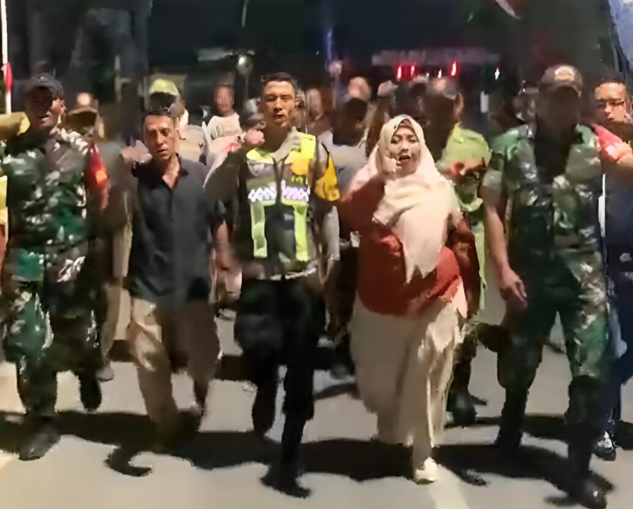Polsek Bojonegoro Kota Gelar Patroli Bersama Masyarakat di Kelurahan Ledok Kulon