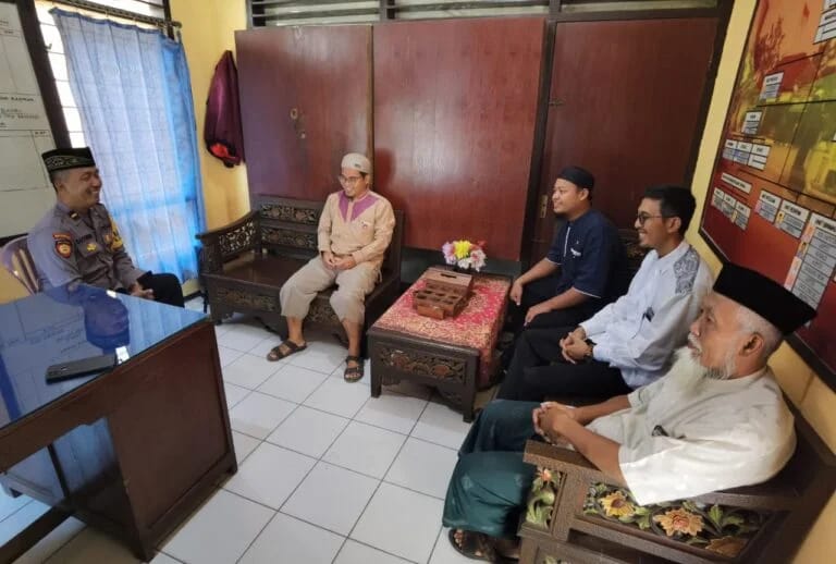 Polsek Kasiman Laksanakan Patroli Tarawih di Masjid Cegah Curanmor