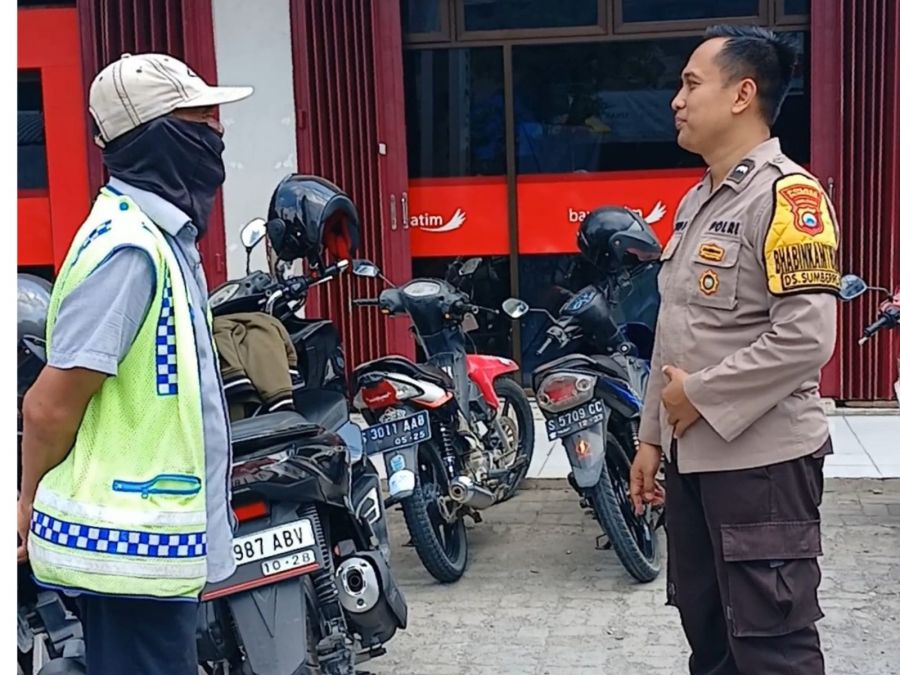 Polsek Sumberrejo Beri Himbauan Kepada Petugas Parkir Antisipasi Curanmor