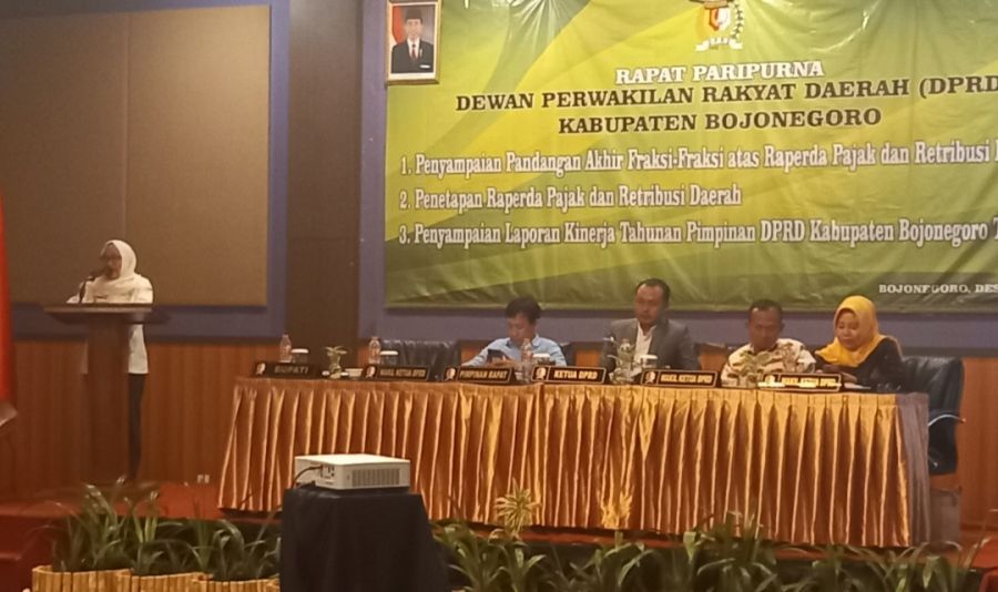 Rapat Paripurna DPRD Bojonegoro Setujui Penetapan Raperda dan Ritribusi Daerah