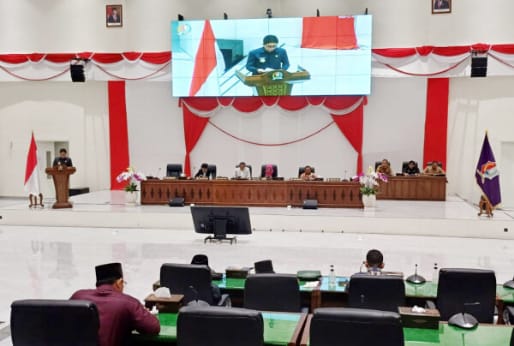 Rapat Paripurna DPRD Pj Bupati Bojonegoro Sampaikan Raperda APBD 2024