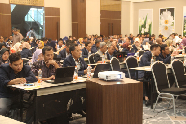 Ratusan Mahasiswa RPL Jenjang S1 Unesa Ikuti Workshop Skripsi, Target Selesai Tepat Waktu  