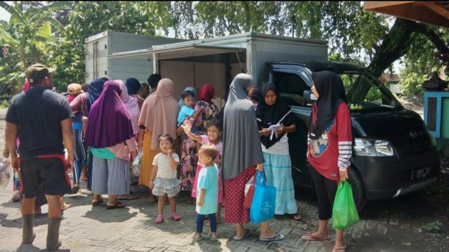 Ringankan Beban Masyarakat, Pemkab Bojonegoro Gelar Pasar Murah di Sekaran Kasiman 