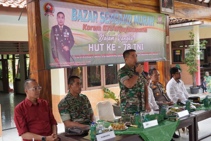 Ringankan Kebutuhan Pokok Masyarakat, Korem Wijayakusuma Gelar Bazar Sembako Murah