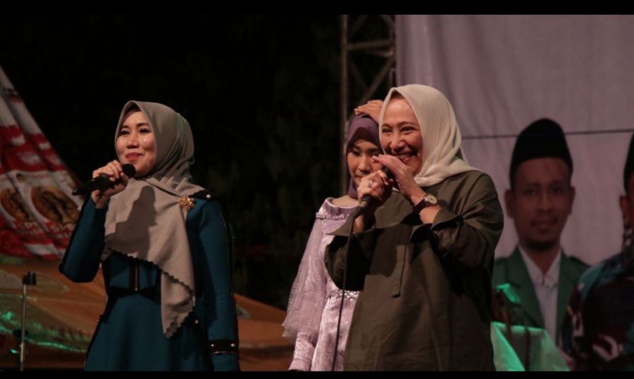 Sambut Hari Santri, Bupati Bojonegoro Buka Pesta Rakyat Festival Santri 2022