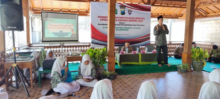 Sat Binmas Polres Bojonegoro Gelar Binluh di SMA Plus Al-Fatimah