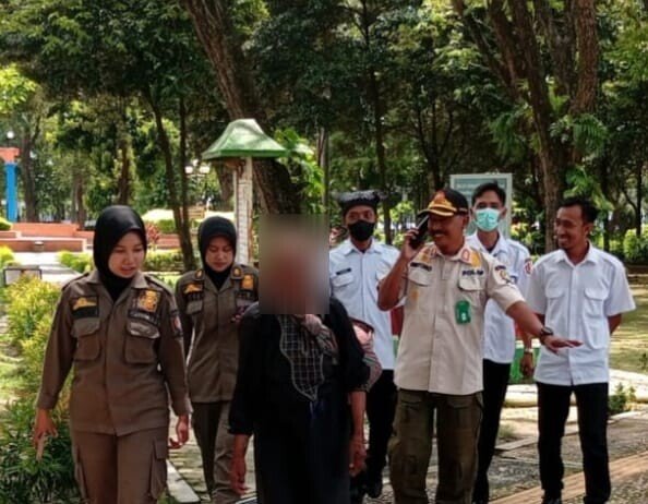 Satpol PP dan Dinsos Bojonegoro Gelar Patroli