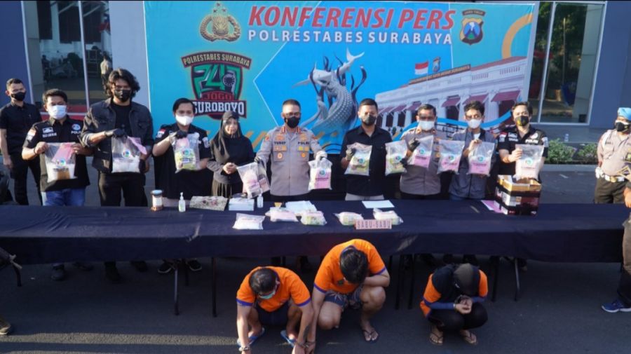 Satresnarkoba Polrestabes Surabaya Berhasil Gagalkan Peredaran 13,4 Kg Sabu