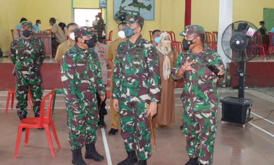 Serbuan Vaksin TMMD, Danrem Solo Tinjau Langsung Dilokasi