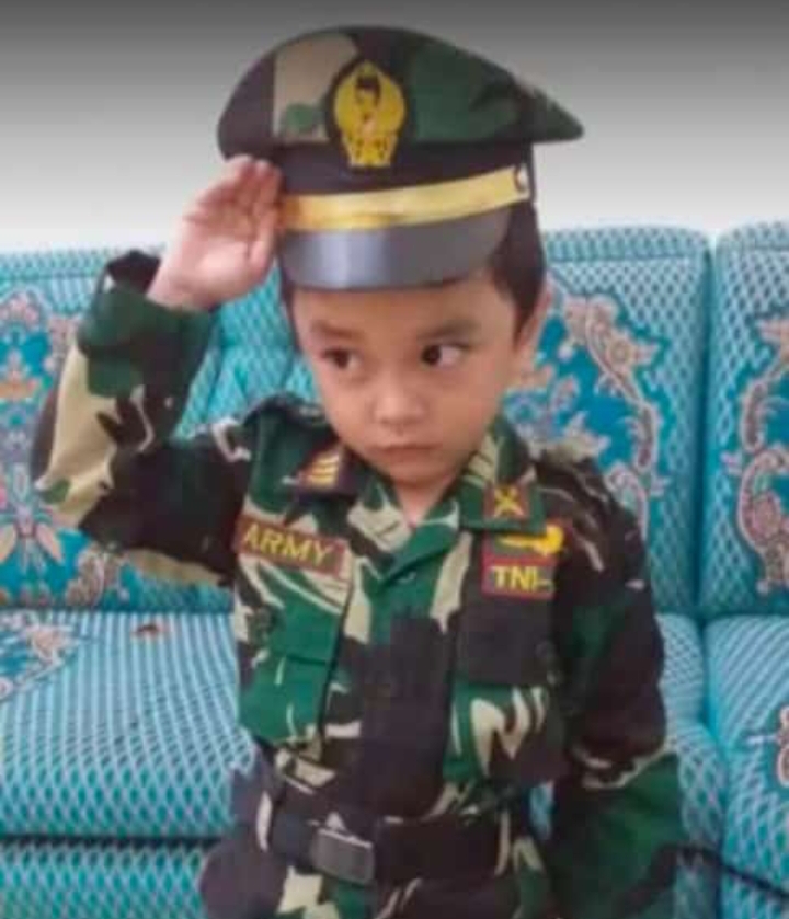 Seuntai Fatihah Teruntuk Lora