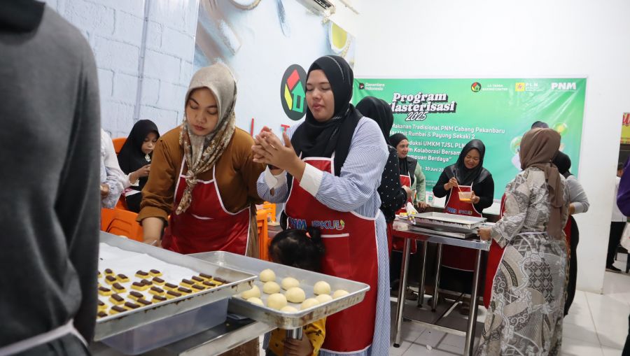 Srikandi PLN MCTN Dukung Pengembangan UMK Perempuan Melalui Program Perempuan Berdaya
