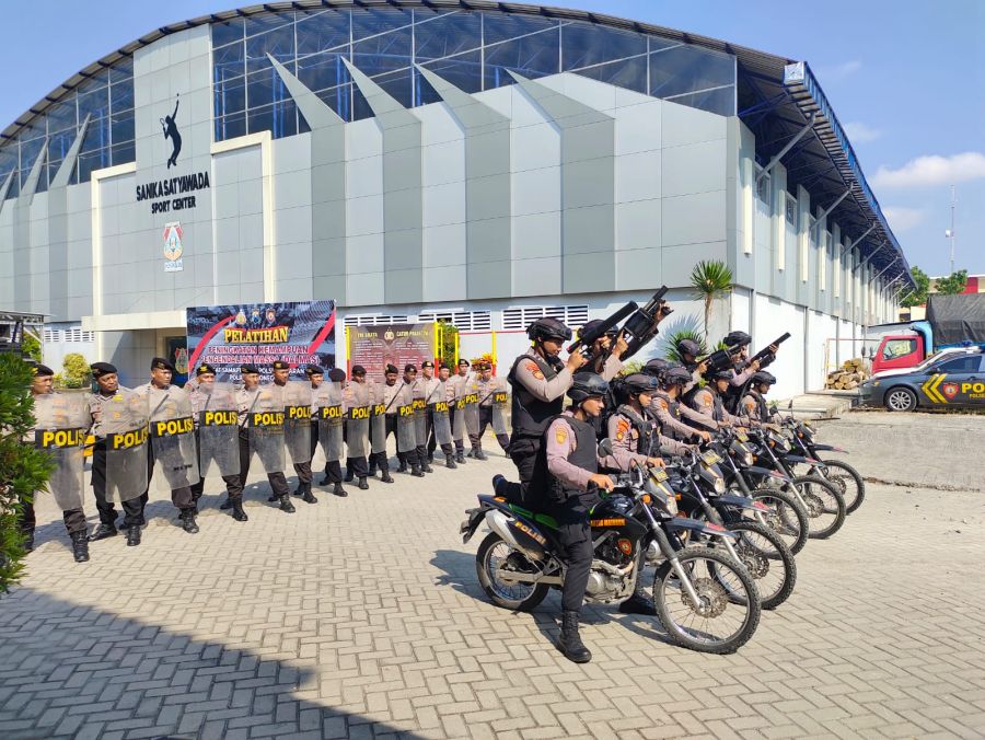 Tingkatkan Kemampuan,  Sat Samapta Polres Bojonegoro Gelar Latihan Dalmas