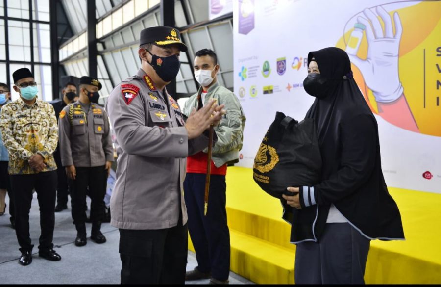 Tinjau SVMI di UI, Kapolri: Hilangkan Perbedaan Bersatu Lawan Covid-19 