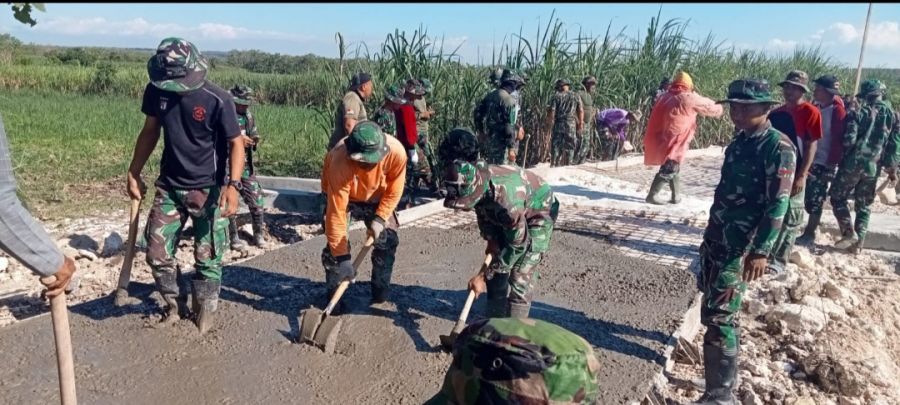 TMMD Ke-114 Kodim 0812 Lamongan, Jawab Keluhan Warga di Daerah Terisolir