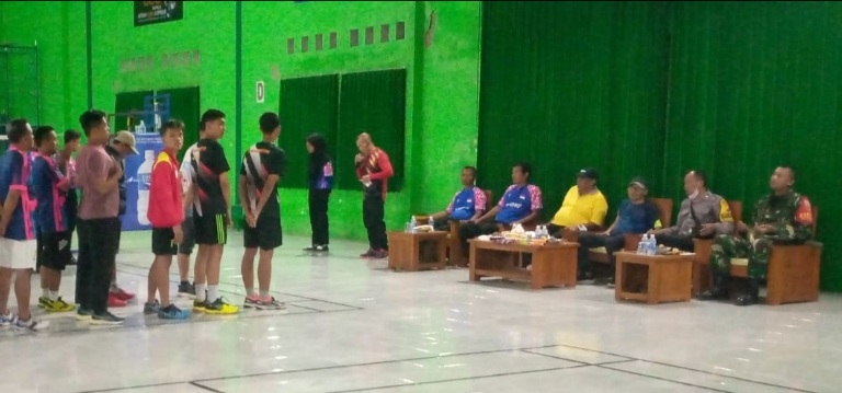 Turnamen Bulutangkis Bumdes Reksadana Sukorejo Cup Ke I Resmi Dibuka Oleh Kades Sukorejo Bojonegoro