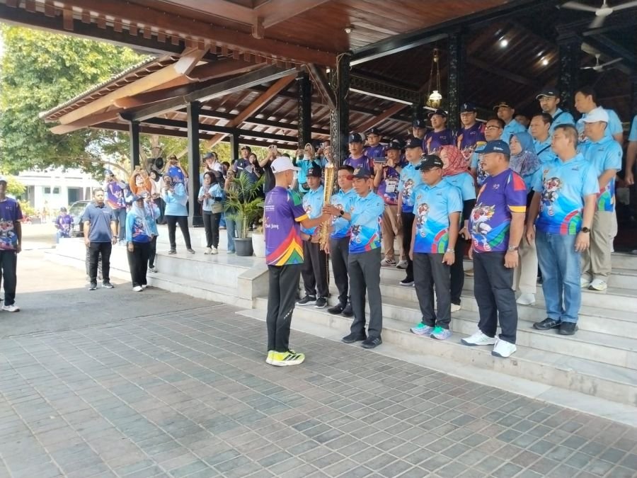 Wakil Bupati Demak Terima Kirab Api Obor Porprov (Torch Relay) XVII Jawa Tengah 2026