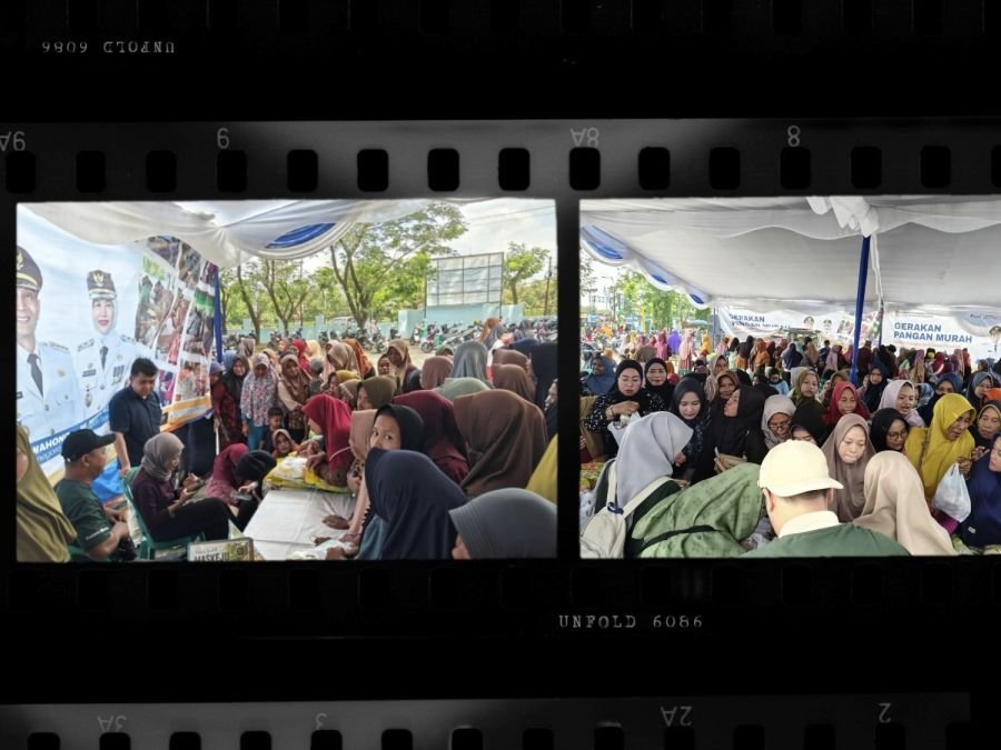 Warga Antusias Belanja di Gerakan Pangan Murah