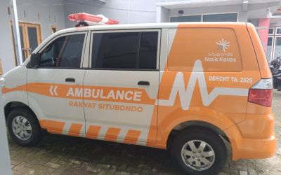 desa-kayumas-situbondo-mendapatkan-bantuan-satu-mobil-ambulance-untuk-fasilitas-kesehatan-masyarakat