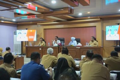 inspektorat-bojonegoro-imbau-warga-aktif-mengisi-survei