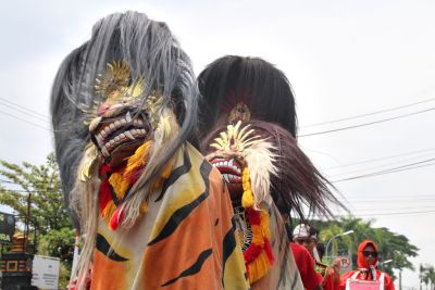 Parade Seni Barongan Blora Menjadi Hiburan Spektakuler Bagi Warga